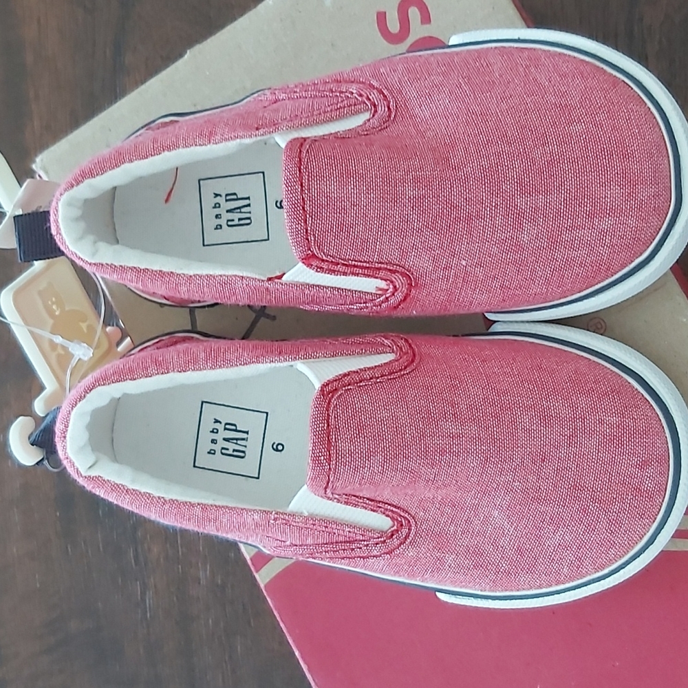 Baby Gap shoes size 6